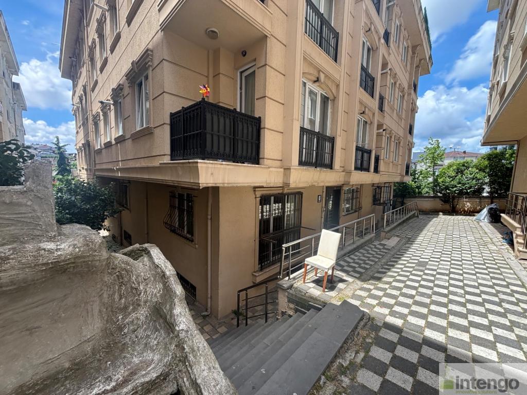 SANCAKTEPE SARI KONAKLAR SİTESİ'NDE SATILIK DUBLEKS DAİRE (Y-1830)