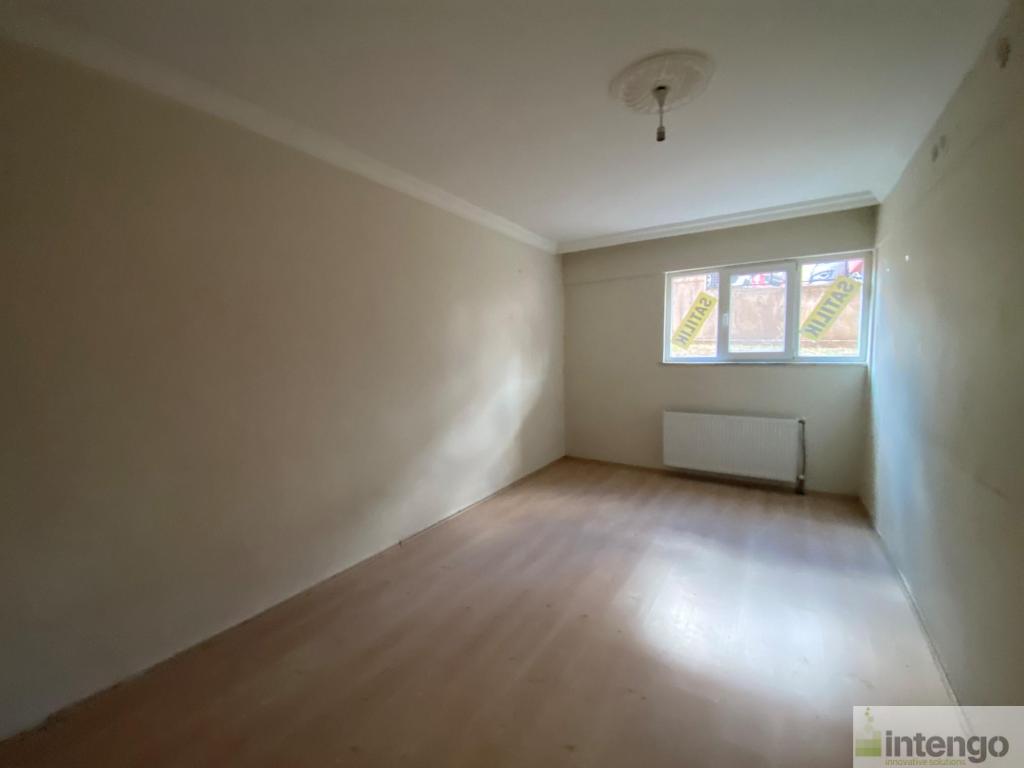 GEDİZ ULUOYMAK MAHALLESİ'NDE SATILIK DAİRE (QNB-7623)