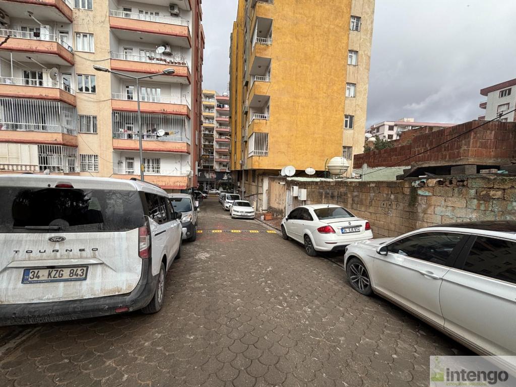 KIZILTEPE TEPEBAŞI MAHALLESİ'NDE SATILIK İMARLI ARSA (QNB-7518)