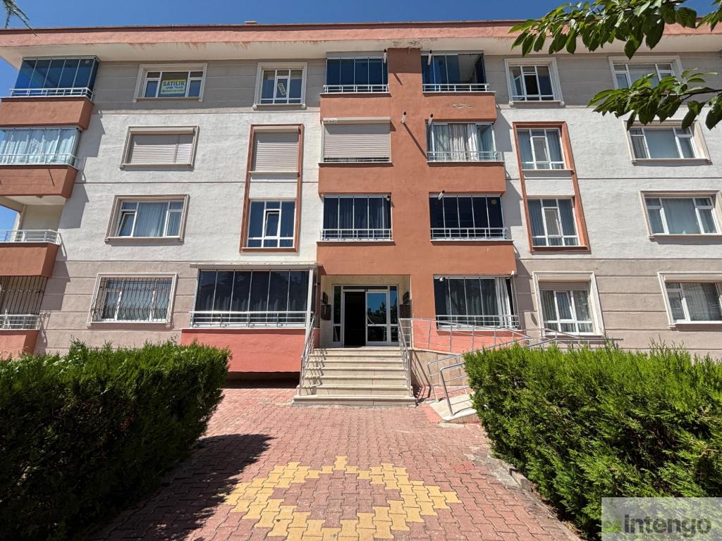 SELÇUKLU YEŞİLKÖY SİTESİ'NDE SATILIK ÇATI DUBLEKSİ (QNB-7649)