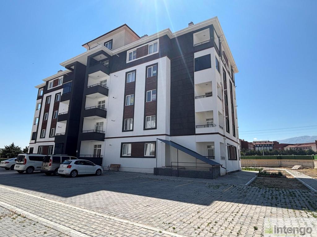 KONYA EREĞLİ TOROS MAHALLESİ'NDE SATILIK DAİRE (QNB-7669)