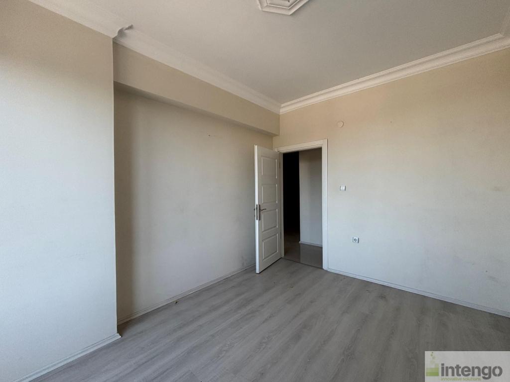 İLKADIM KIRAN MAHALLESİ'NDE SATILIK DAİRE (QNB-7666)