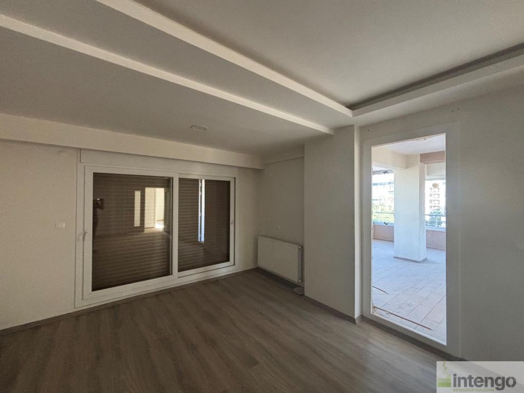 TORBALI MURATBEY MAHALLESİ'NDE SATILIK DAİRE (QNB-7589)