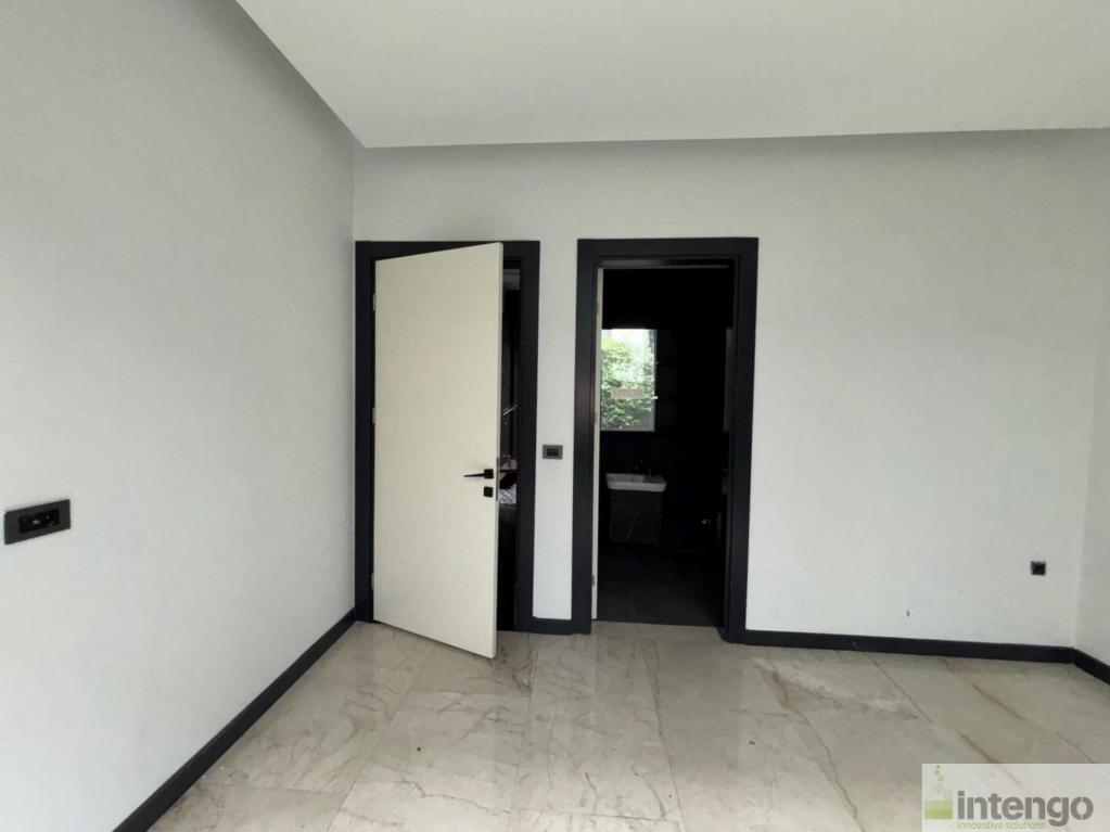 KARTEPE SIERRA VİLLALARI'NDA SATILIK DUBLEKS VİLLA (QNB-7574)