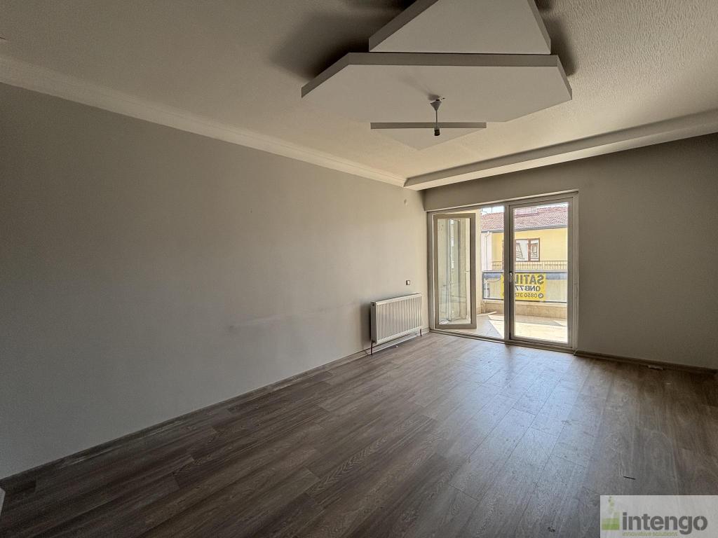 AKSARAY MERKEZ MEYDAN MAH.'DE SATILIK DUBLEKS DAİRE (QNB-7707)
