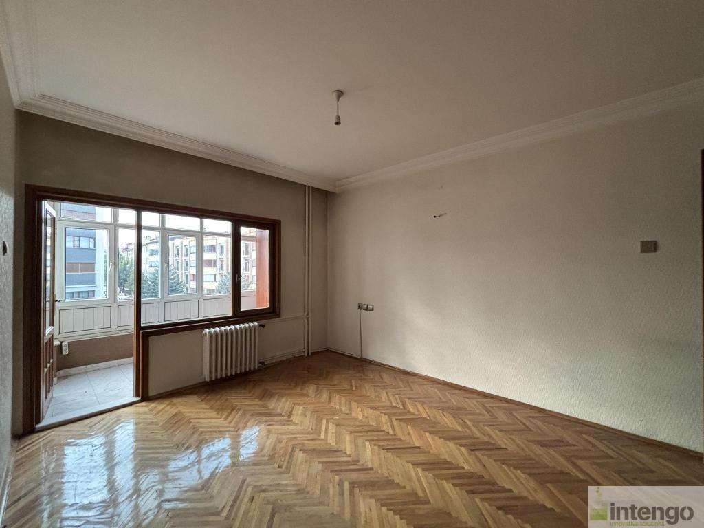 MERAM ALTIN YILDIZ SİTESİ'NDE SATILIK DAİRE (QNB-7696)