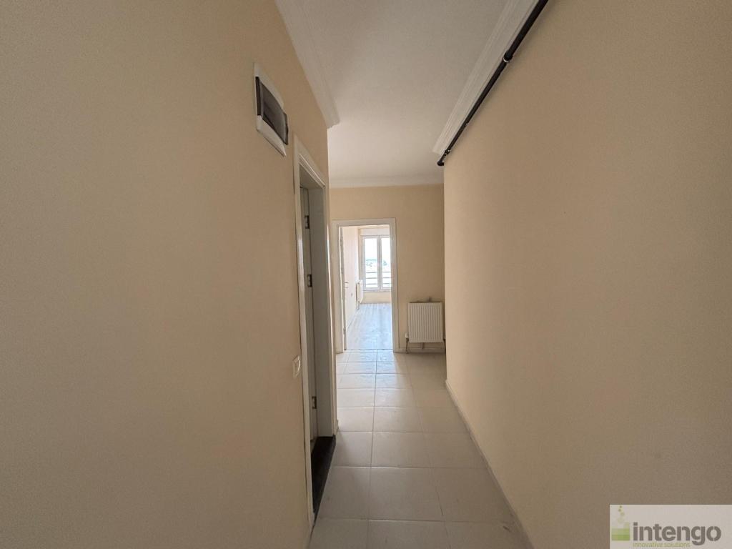 ODUNPAZARI EMEK MAHALLESİ'NDE SATILIK DAİRE (18406)