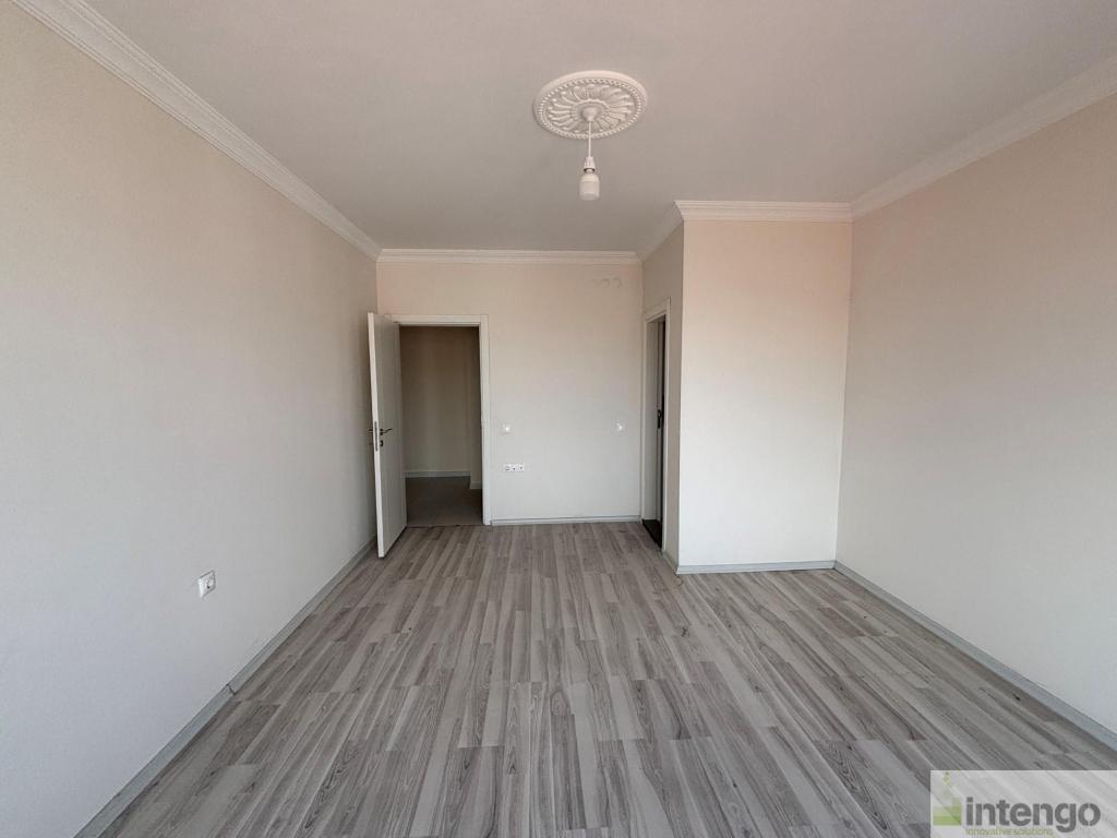 ODUNPAZARI EMEK MAHALLESİ'NDE SATILIK DAİRE (18406)
