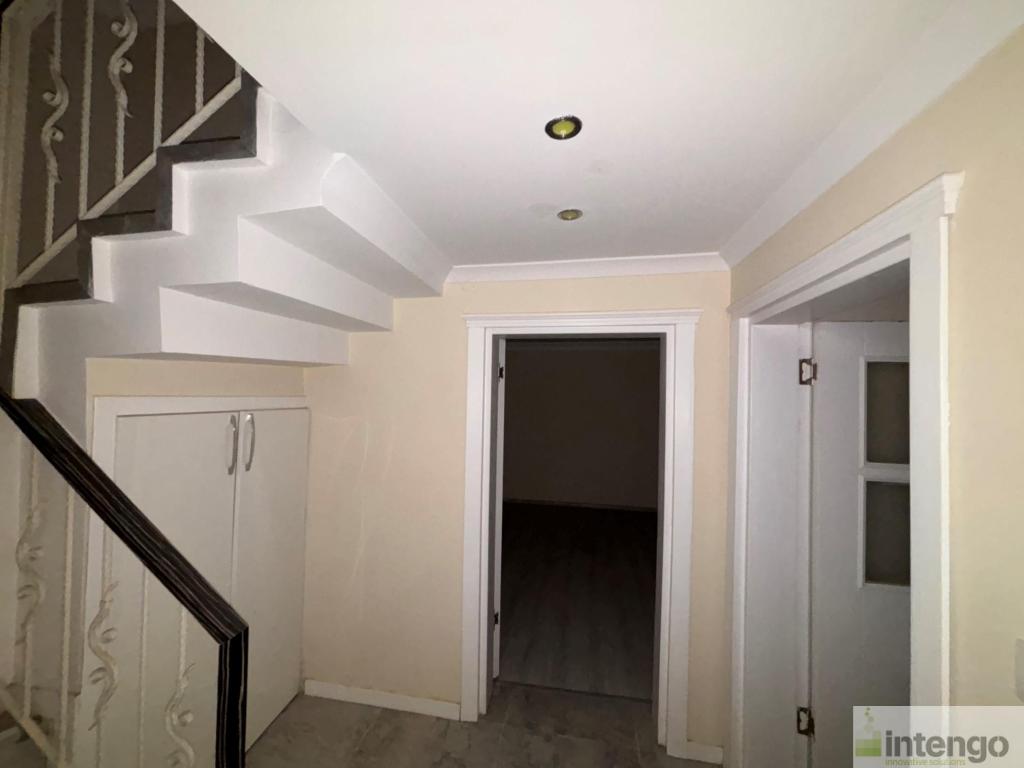 KARTAL ORHANTEPE MAHALLESİ'NDE SATILIK TERS DUBLEKS DAİRE (DS-3782)