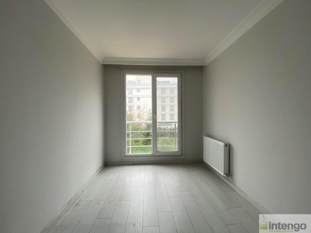 BÜYÜKÇEKMECE FATİH MAHALLESİ'NDE SATILIK DAİRE (DS-3906)