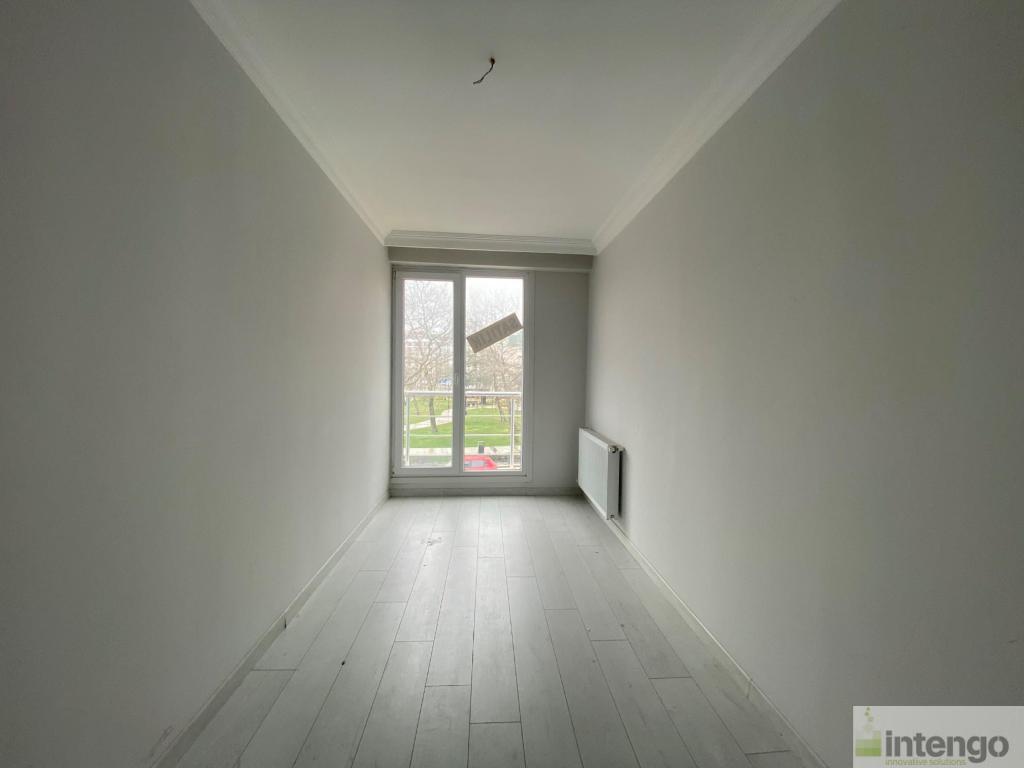 BÜYÜKÇEKMECE FATİH MAHALLESİ'NDE SATILIK DAİRE (DS-3906)