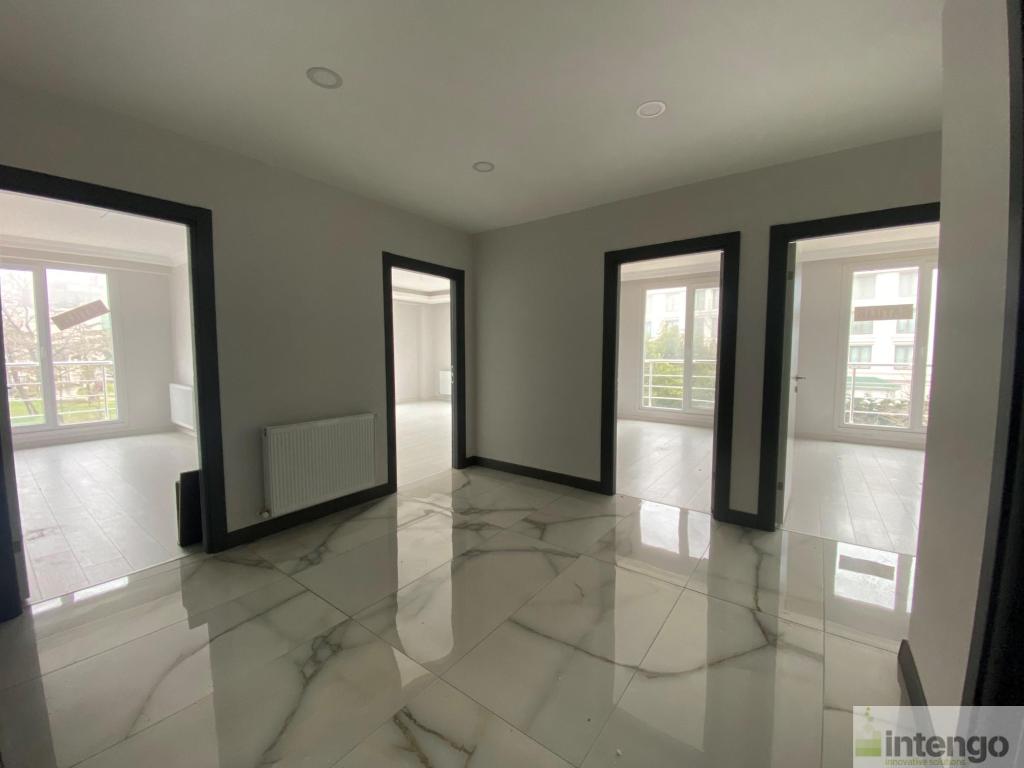 BÜYÜKÇEKMECE FATİH MAHALLESİ'NDE SATILIK DAİRE (DS-3906)