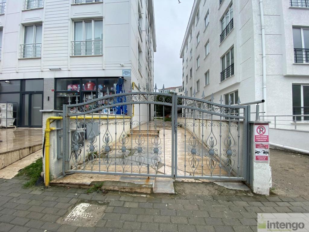 BÜYÜKÇEKMECE FATİH MAHALLESİ'NDE SATILIK DAİRE (DS-3906)