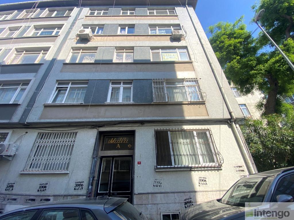 BEŞİKTAŞ VİŞNEZADE MAHALLESİ'NDE SATILIK DAİRE (DS-3932)
