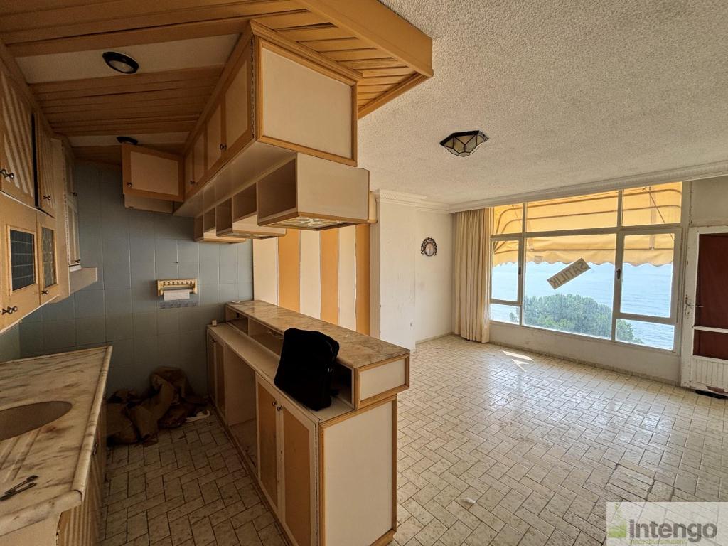MEZİTLİ MERCAN SAHİL SİTESİ'NDE SATILIK DENİZ MANZARALI DAİRE (DS-2540)