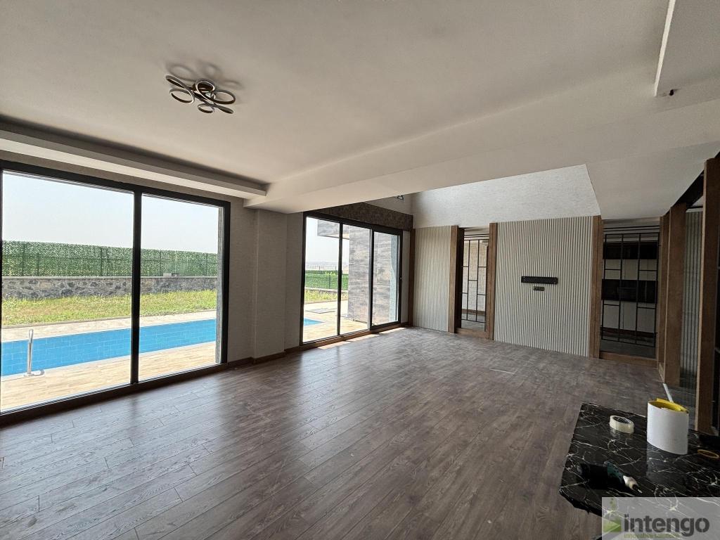 SUR BLUE GARDEN SİTESİ'NDE SATILIK VİLLA (404) — foto 8