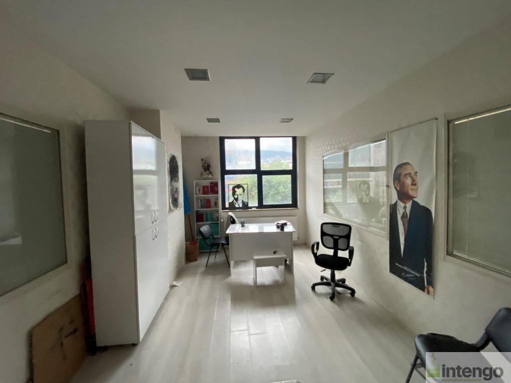 OSMANGAZİ FALCON İŞ MERKEZİ'NDE SATILIK BÜRO (329)