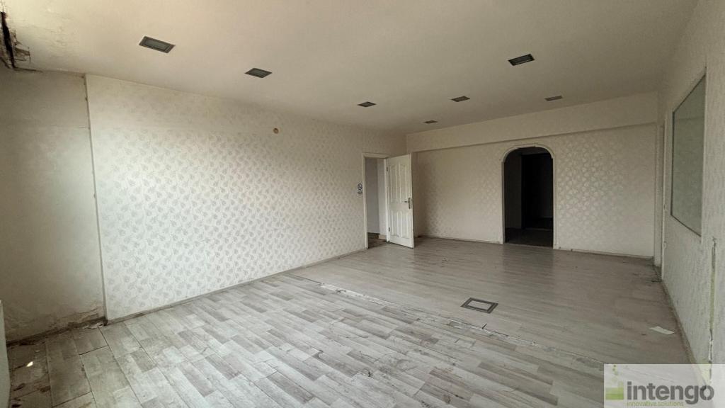 OSMANGAZİ FALCON İŞ MERKEZİ'NDE SATILIK BÜRO (329)