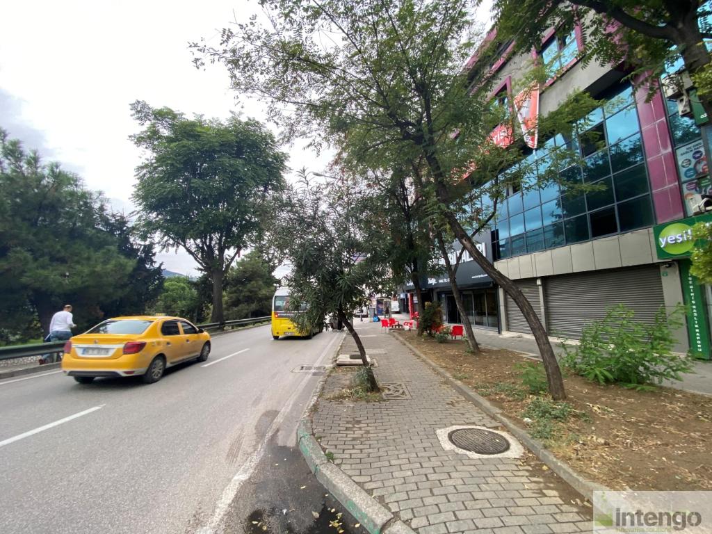 OSMANGAZİ FALCON İŞ MERKEZİ'NDE SATILIK BÜRO (329)