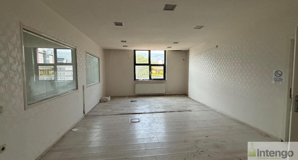 OSMANGAZİ FALCON İŞ MERKEZİ'NDE SATILIK BÜRO (329)