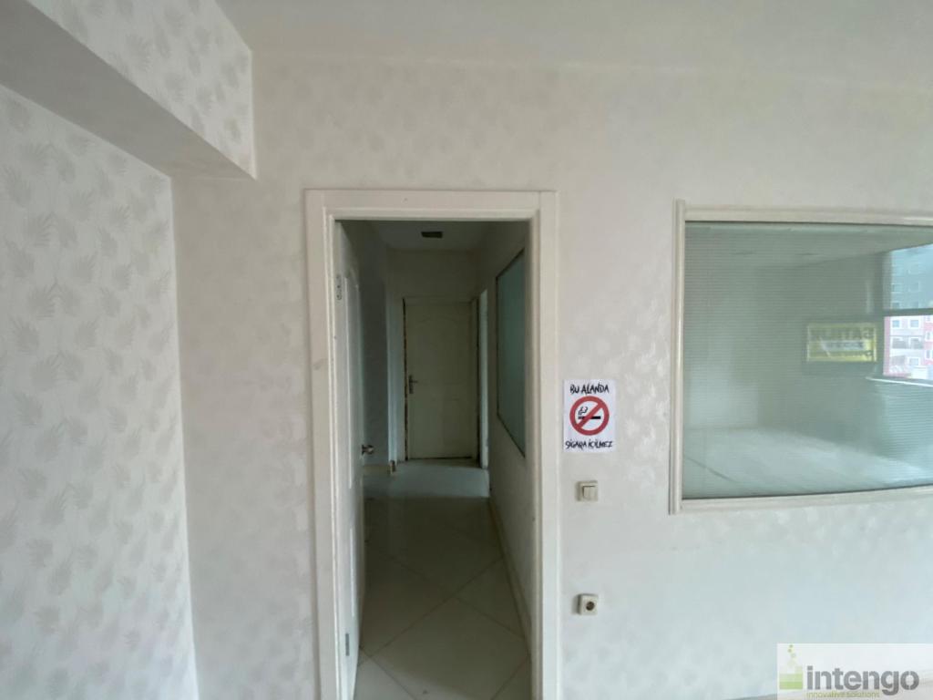 OSMANGAZİ FALCON İŞ MERKEZİ'NDE SATILIK BÜRO (329)