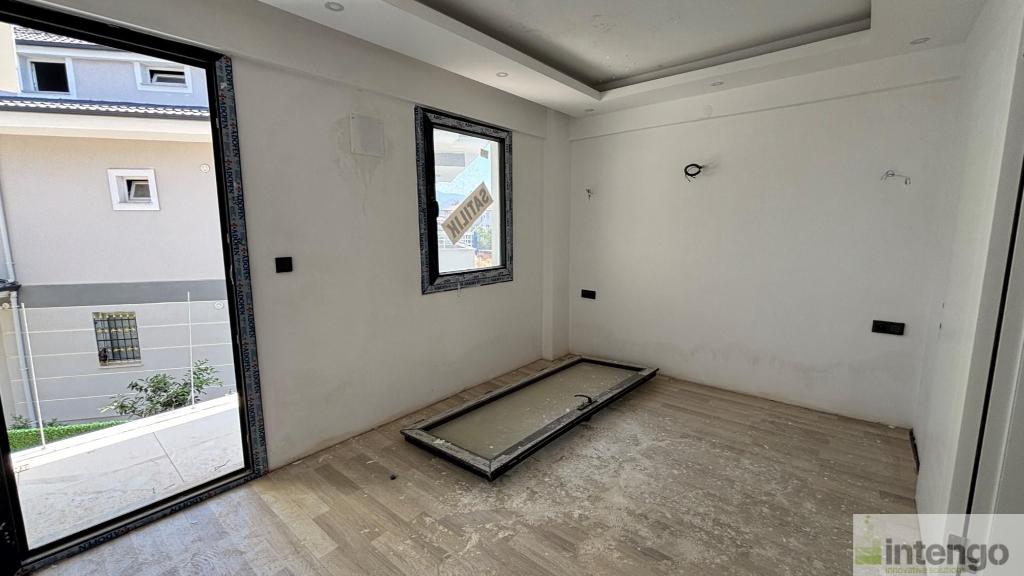 FETHİYE ÇAMKÖY MAHALLESİ'NDE SATILIK TRİPLEKS VİLLA (280)