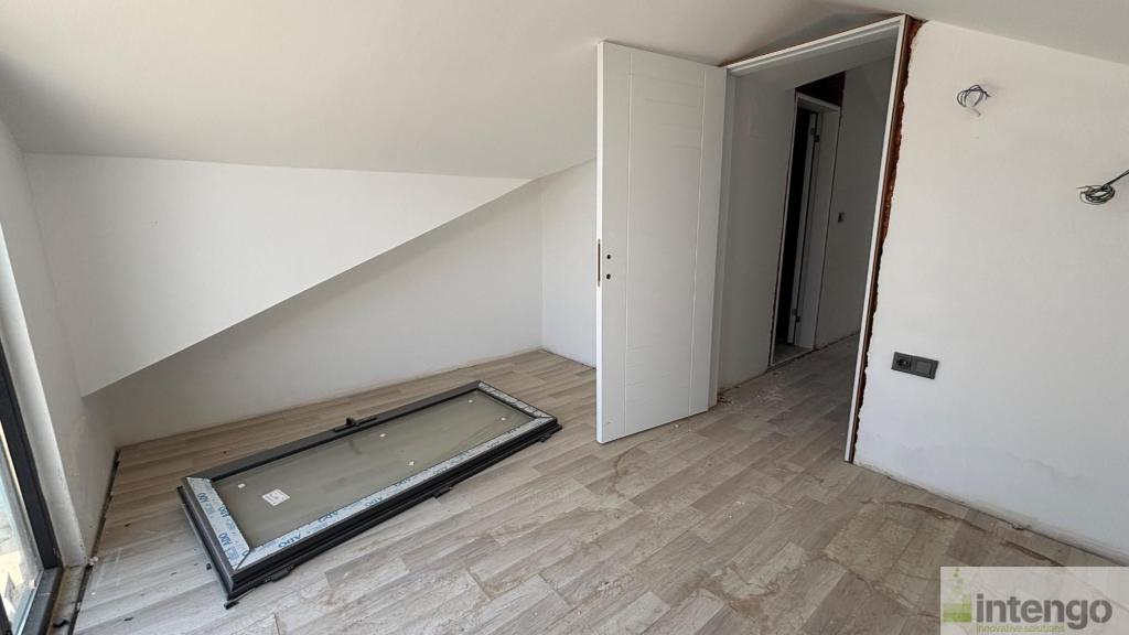 FETHİYE ÇAMKÖY MAHALLESİ'NDE SATILIK TRİPLEKS VİLLA (280)