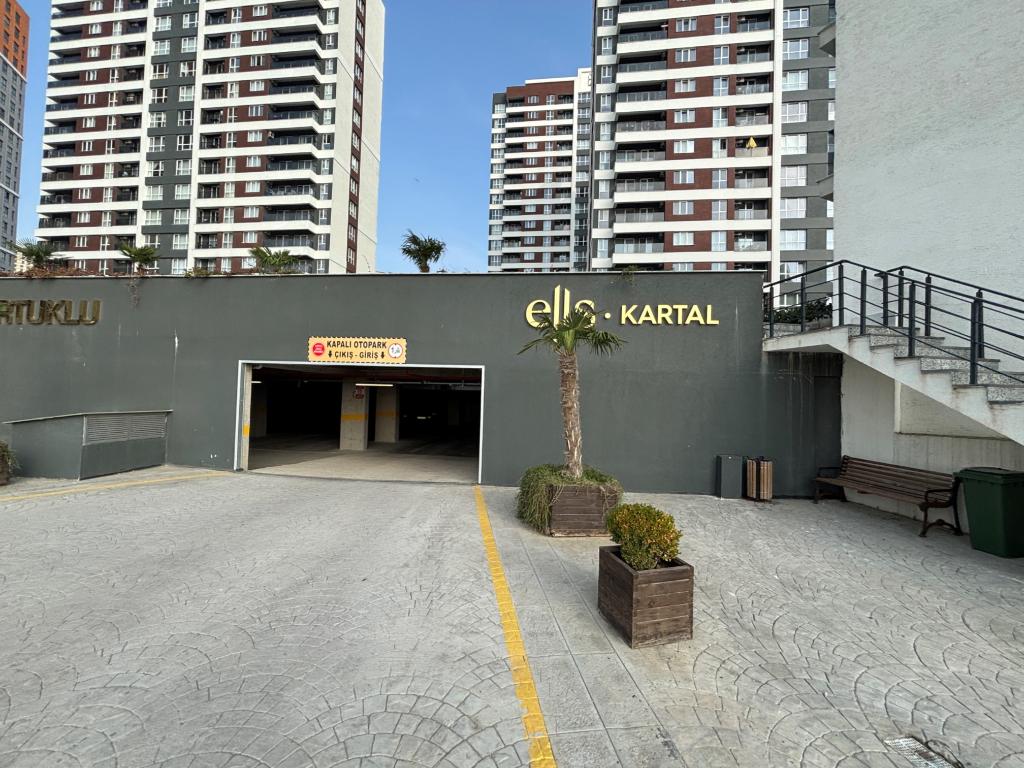 HÜRRİYET MAHALLESİ ELLS KARTAL RESIDENCE'DA SATILIK DAİRE (471)