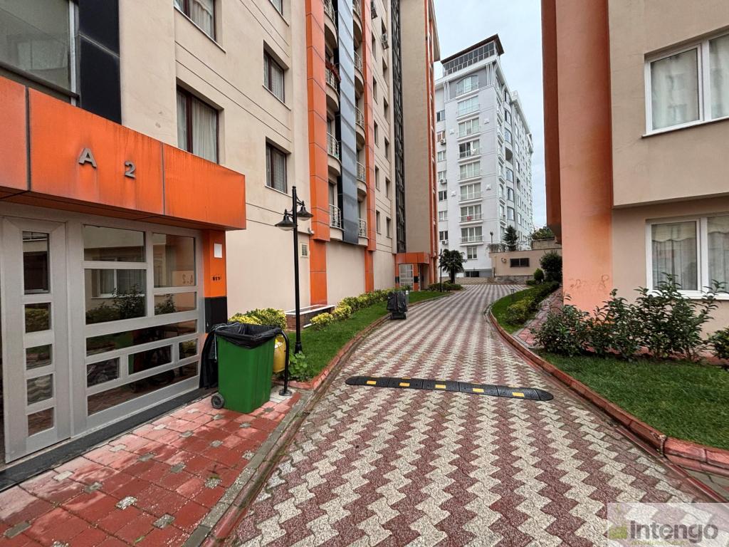 BEYLİKDÜZÜ AK-AL EVLERİ SİTESİ'NDE SATILIK DAİRE (505)