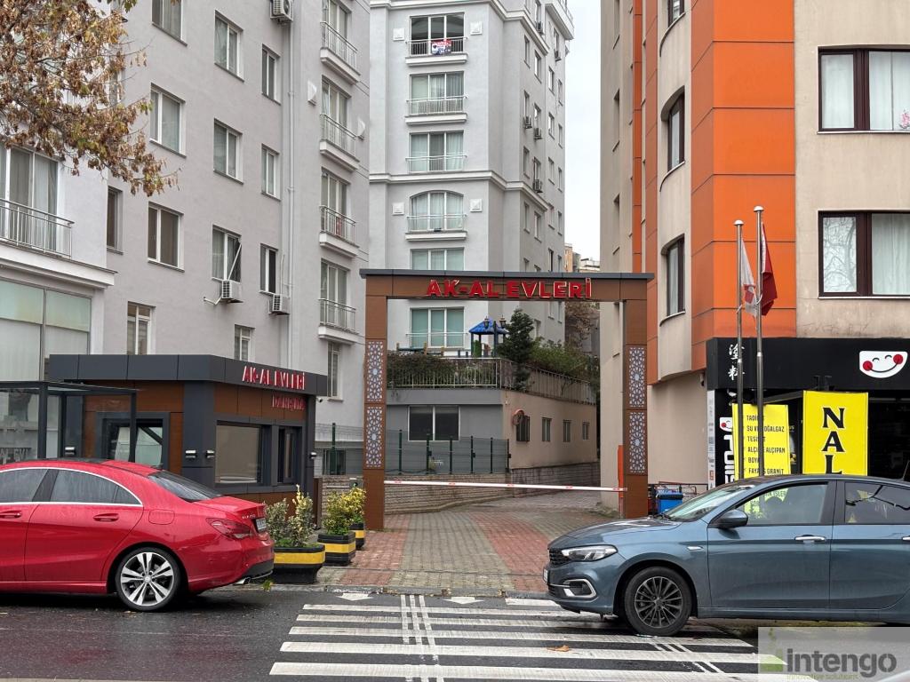 BEYLİKDÜZÜ AK-AL EVLERİ SİTESİ'NDE SATILIK DAİRE (505)