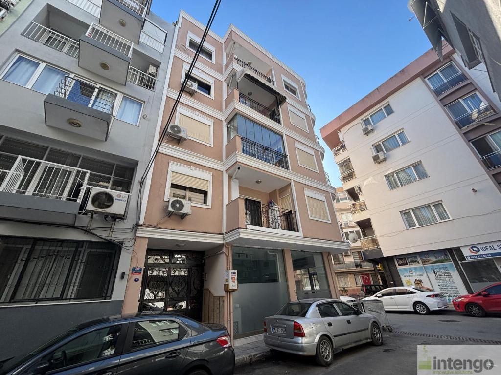 KONAK GÜZELYALI MAHALLESİ'NDE SATILIK DAİRE (239) — foto 3