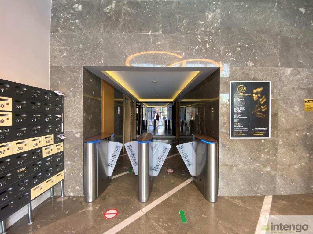 BATIŞEHİR SİTESİ'NDE SATILIK OFİS (317) — foto 5