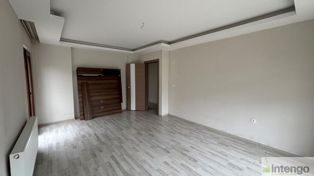 NİLÜFER KAYAPA MAHALLESİ'NDE SATILIK DAİRE (605)