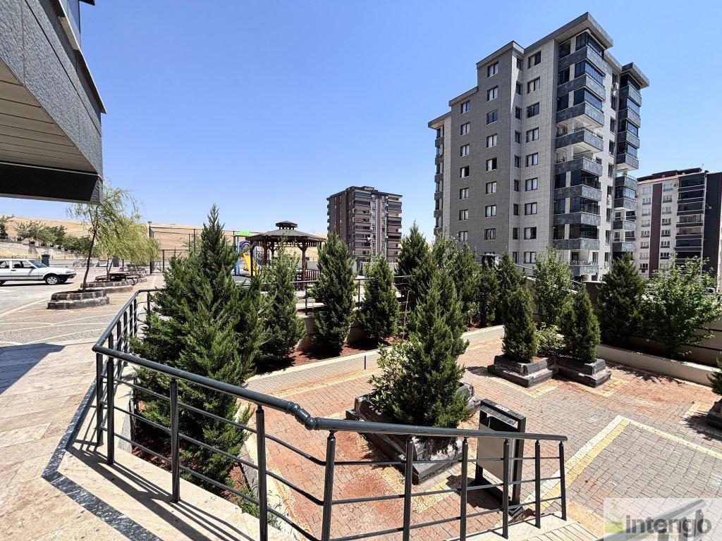 ŞEHİTKAMİL ALPASLAN MAH. TEPE ANTEP EVLERİ'NDE SATILIK DAİRE (840) — foto 4