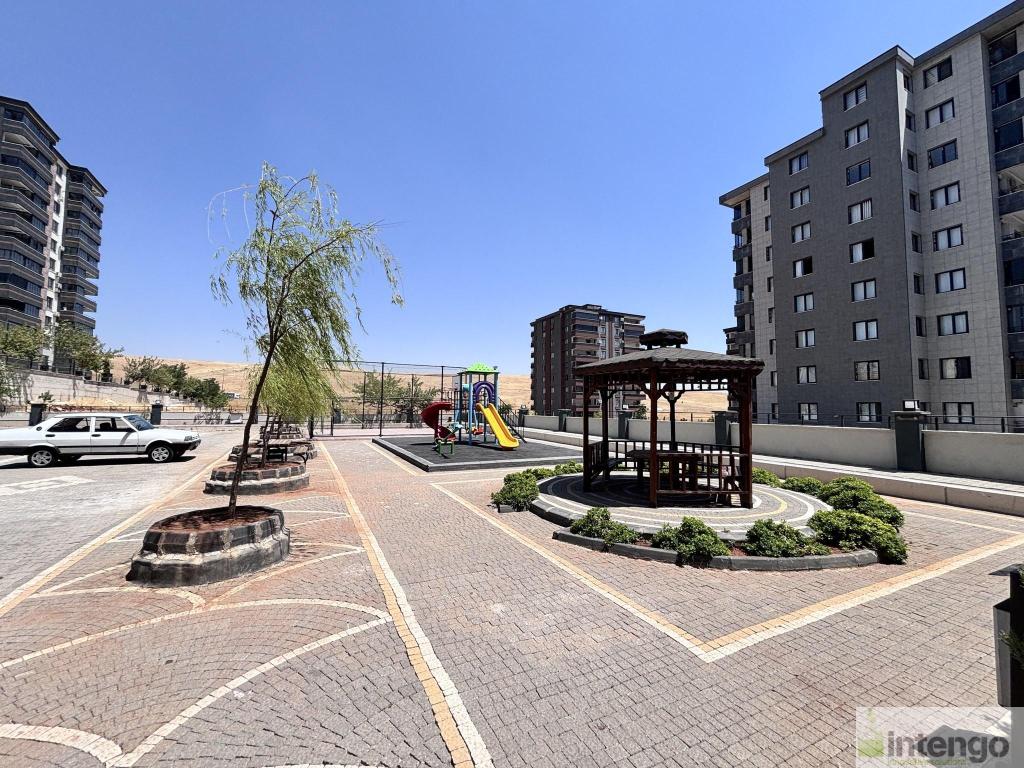 ŞEHİTKAMİL ALPASLAN MAH. TEPE ANTEP EVLERİ'NDE SATILIK DAİRE (840) — foto 5