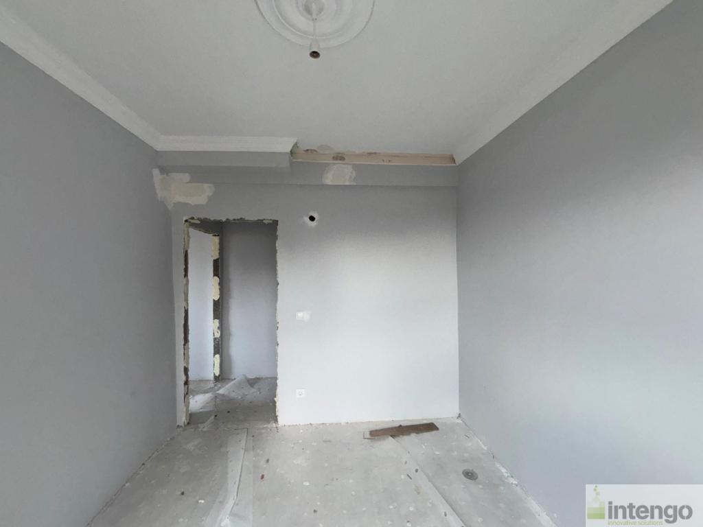 ÇAYIROVA EMEK MAHALLESİ'NDE SATILIK DAİRE (872)