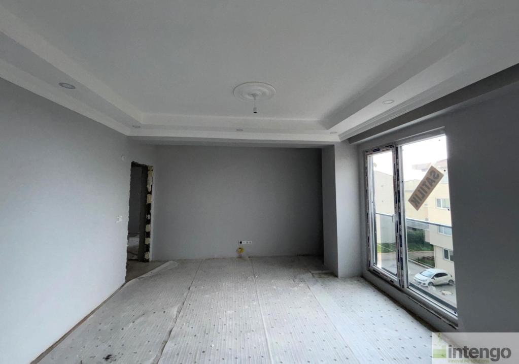ÇAYIROVA EMEK MAHALLESİ'NDE SATILIK DAİRE (872)