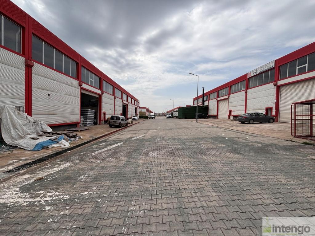 BAĞLAR MEGA SANAYİ SİTESİ'NDE SATILIK DÜKKAN (859)