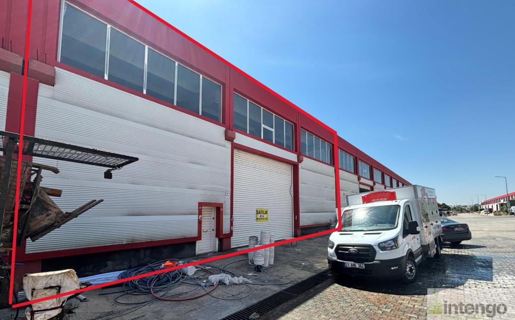 BAĞLAR MEGA SANAYİ SİTESİ'NDE SATILIK DÜKKAN (859)