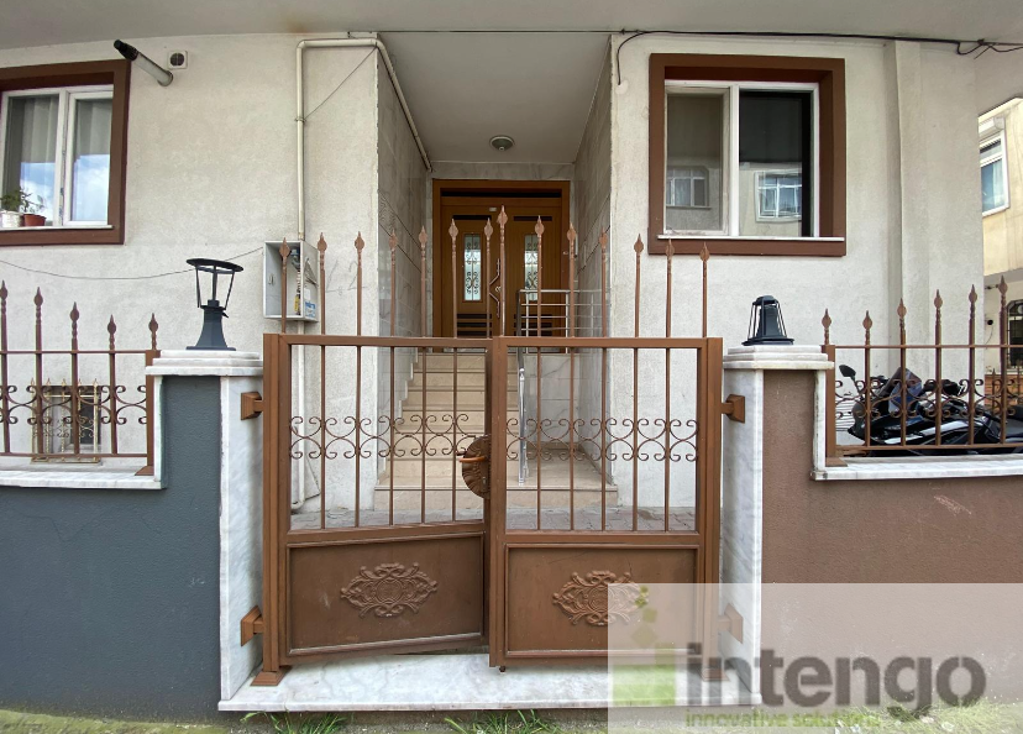 BAHÇELİEVLER KOCASİNAN MAHALLESİ'NDE SATILIK DAİRE (488)