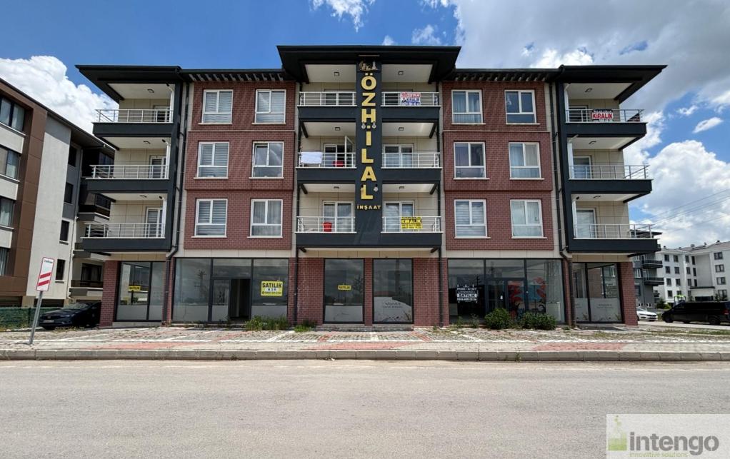 AFYONKARAHİSAR MERKEZ ERKMEN BELDESİ'NDE SATILIK DÜKKAN (836)