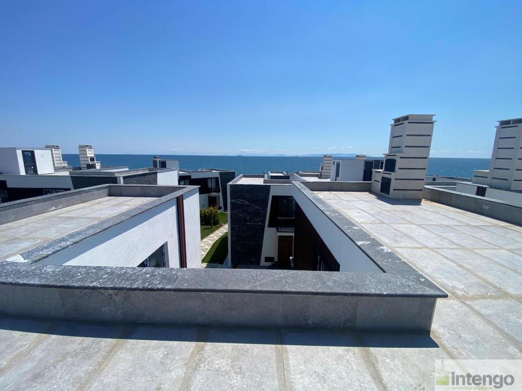 SÜLEYMANPAŞA PARADISE 5 VİLLALARI'NDA SATILIK TRİPLEKS VİLLA (951)
