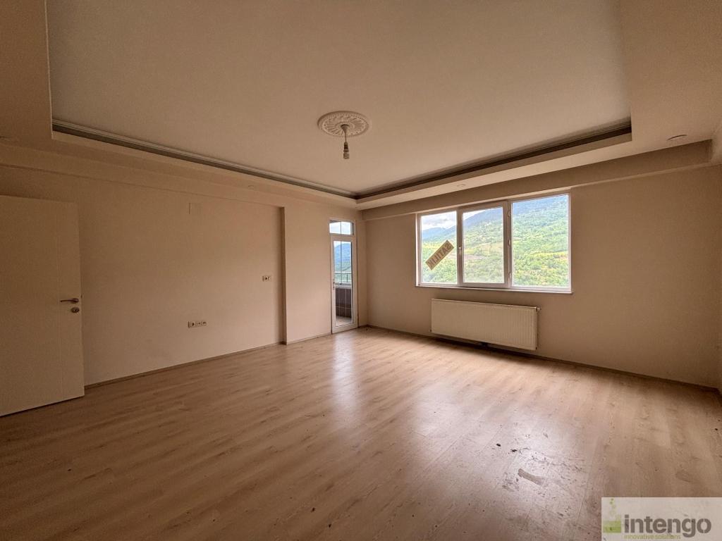 ARTVİN KÜRE MAHALLESİ'NDE SATILIK DAİRE (952)
