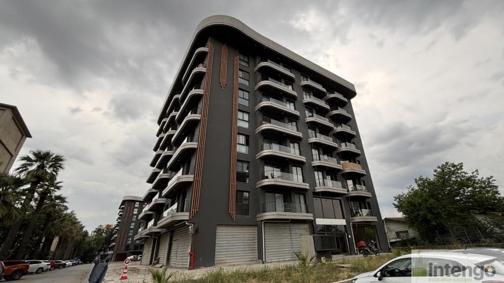 BORNOVA KAZIM DİRİK MAHALLESİ'NDE SATILIK OFİS (926)