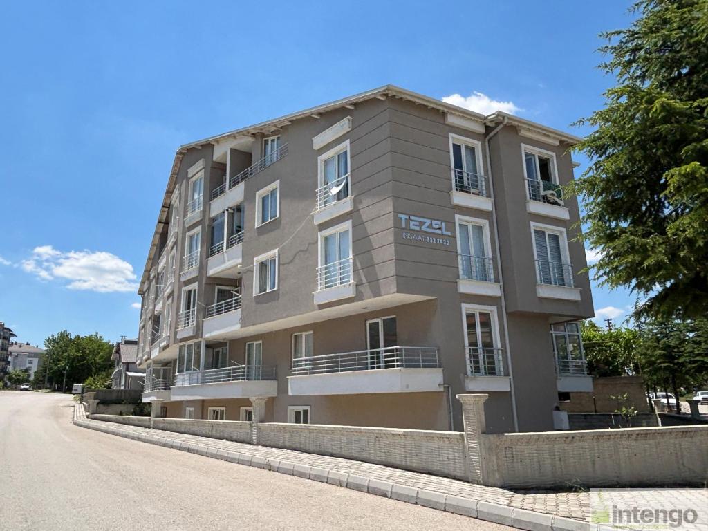 ISPARTA MERKEZ KARAAĞAÇ MAHALLESİ'NDE SATILIK DAİRE (955)