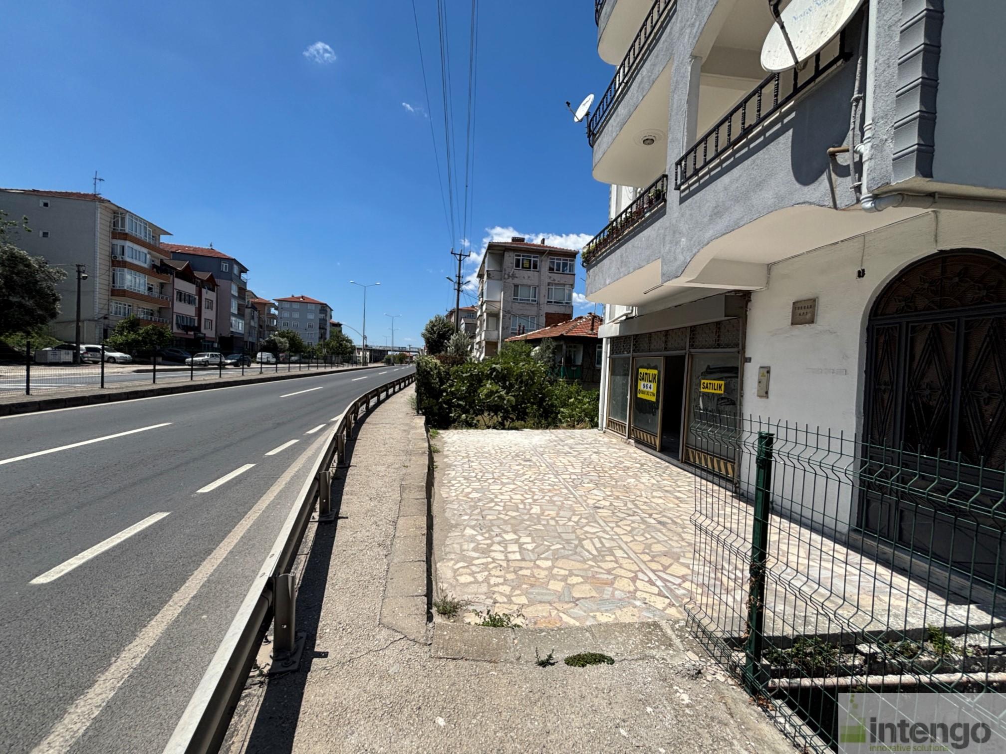 https://refiles.intengo.com/images/real-estate/133/5721/3f7ce220-96a8-47a1-8bd0-6a4b35b7f7ec.jpg