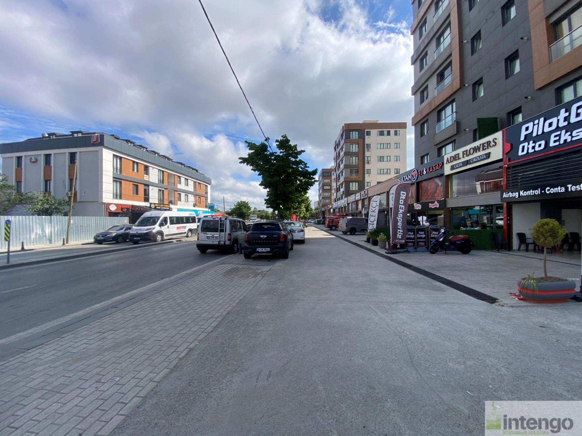 https://refiles.intengo.com/images/real-estate/133/5772/34bf598e-34cd-4eb5-9e7c-bbcf17884eb5.jpg