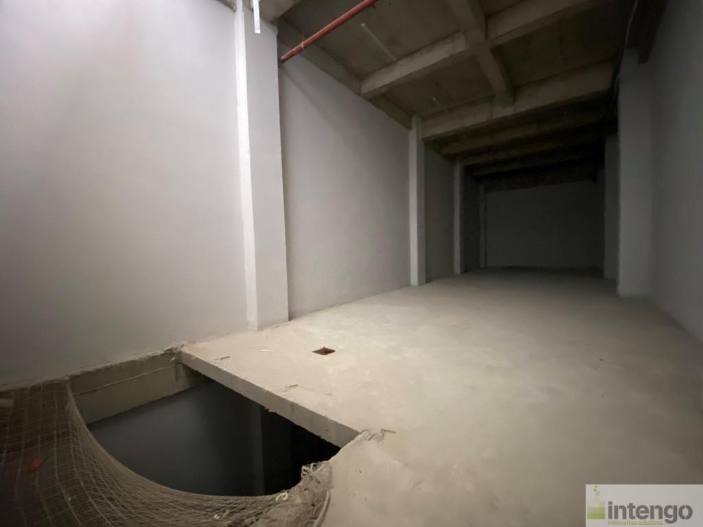 KAPAKLI BOSTİM İŞ MERKEZİ'NDE SATILIK 4 KATLI DÜKKAN (546) — foto 12