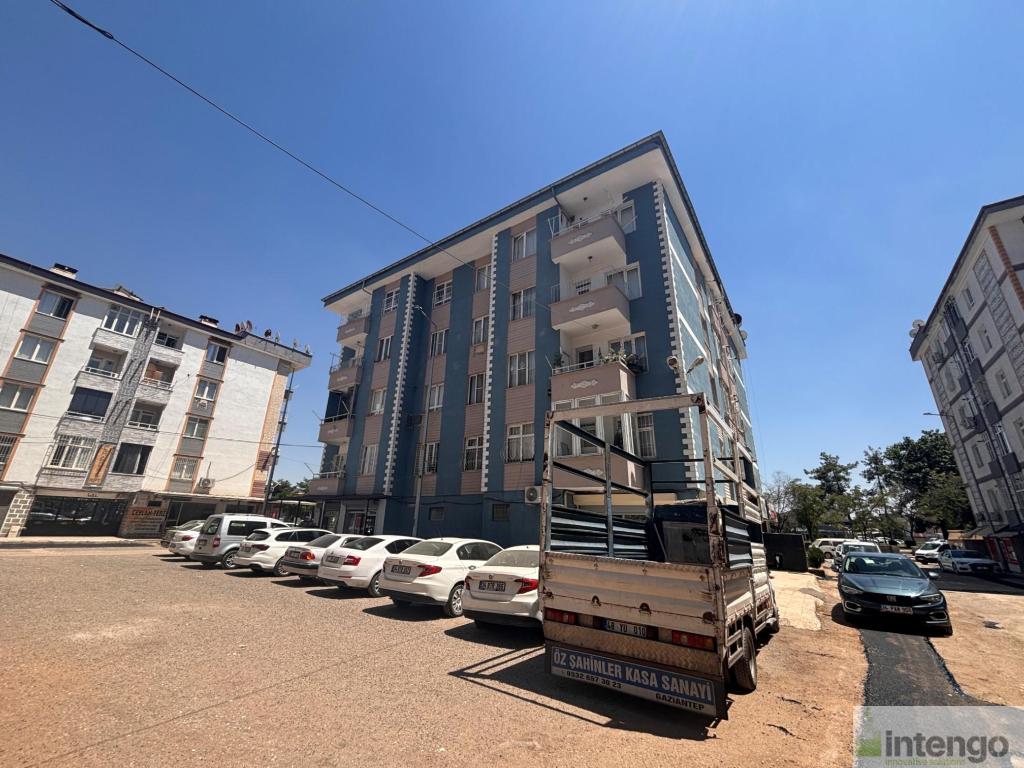ŞEHİTKAMİL GAZİKENT MAHALLESİ'NDE SATILIK DAİRE (519)