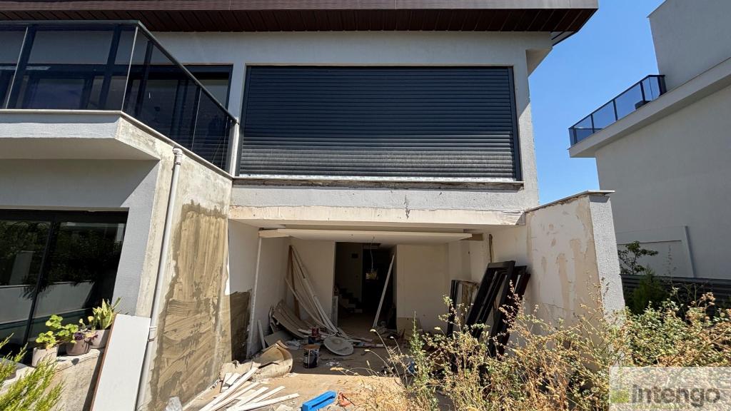 BORNOVA KAZIM DİRİK MAHALLESİ'NDE SATILIK TRİPLEKS VİLLA (990) — foto 5